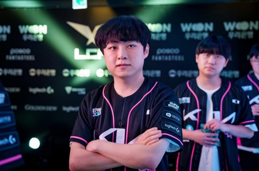 ShowMaker chia sẻ về Ahri