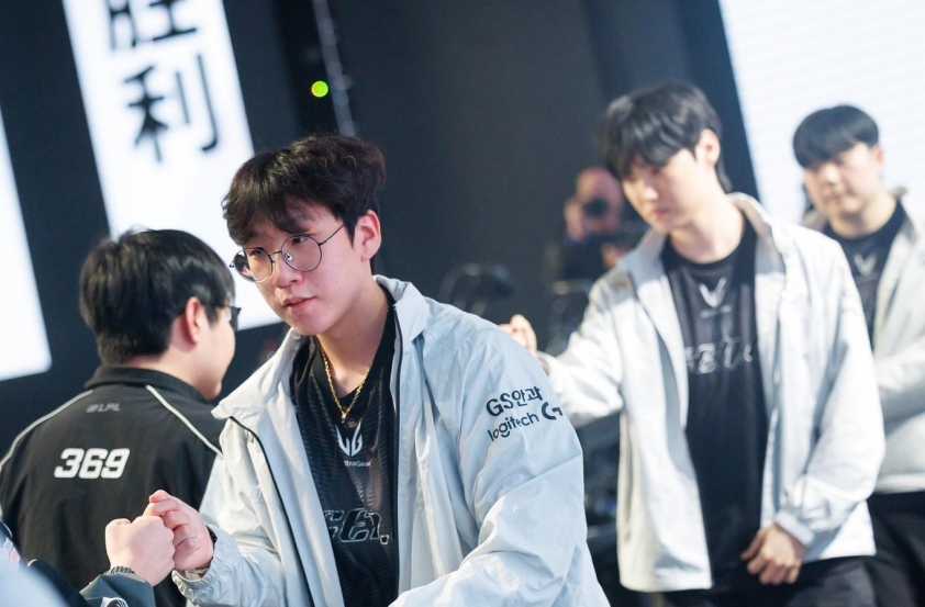 Doinb nhận định trận đấu tứ kết Worlds 2025