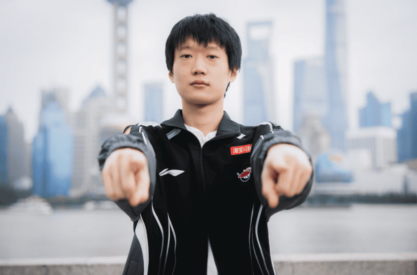 Shanks chia sẻ trước trận đấu với T1