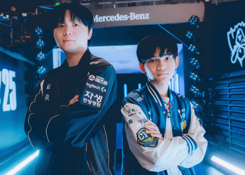 Trận đấu giữa CTBC Flying Oyster và KT Rolster tại CKTG 2025