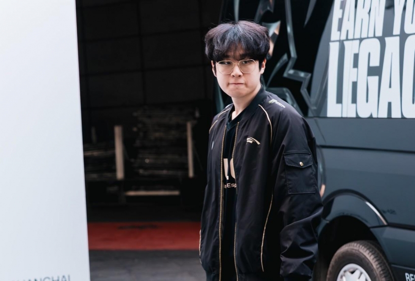 Zeus và Viper thi đấu