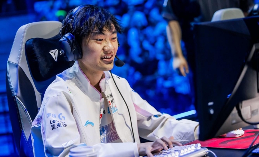 Thương vụ HLE và Knight thu hút bàn luận