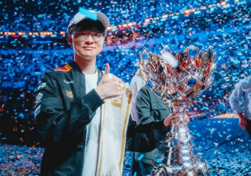 Peyz hòa nhập tốt cùng T1