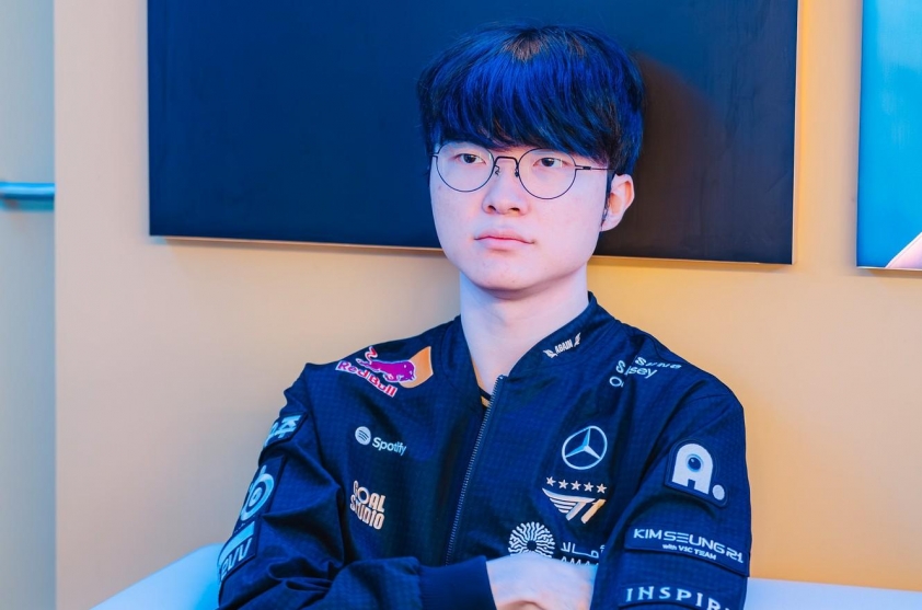 Cộng đồng phản ứng dữ dội